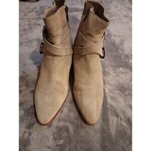 FRYE x ANTHROPOLOGIE Ellen Western Buckle Short Bootie Suede Ash Tan Size 7M